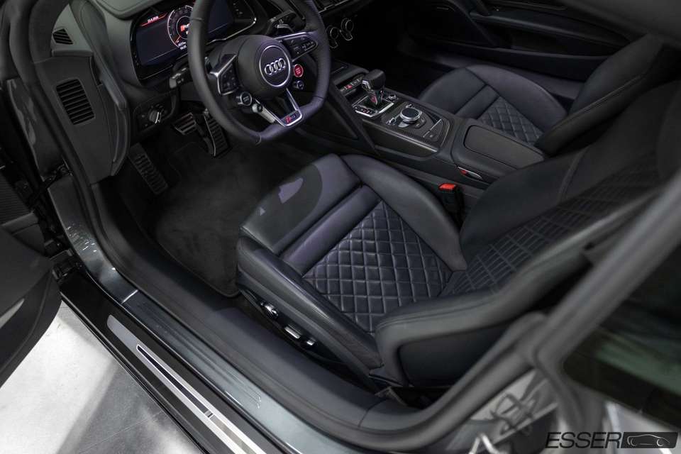 Audi R8 - Imagem 10
