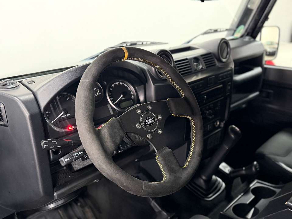 Land Rover Defender - Imagem 14