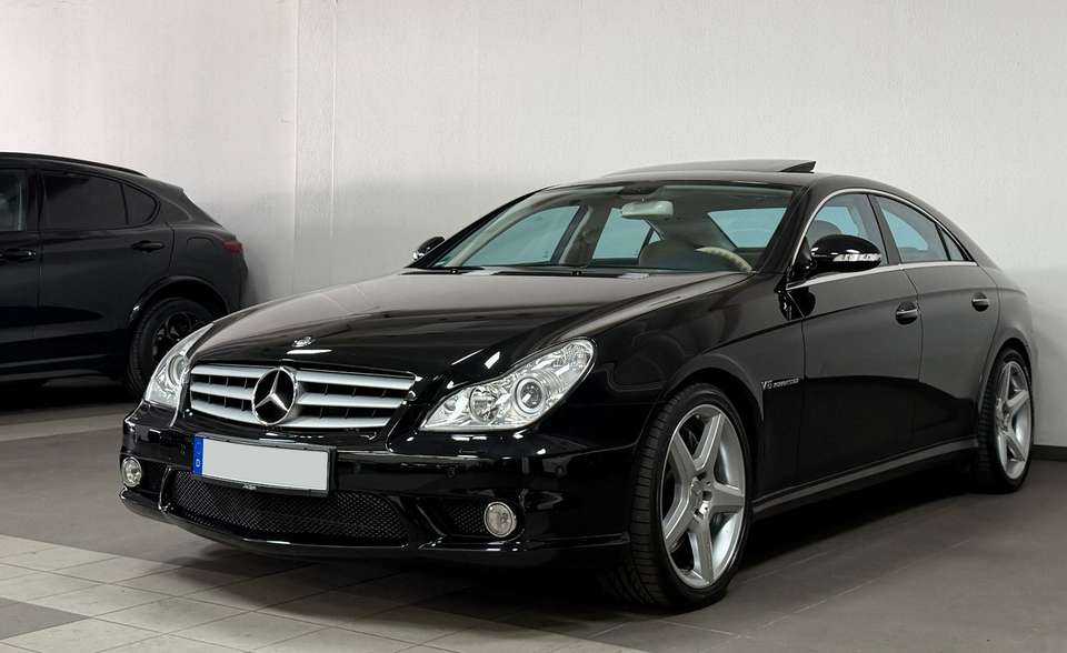 Mercedes-Benz CLS 55 AMG - Imagem 1