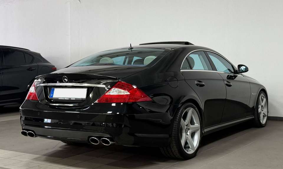 Mercedes-Benz CLS 55 AMG - Imagem 4