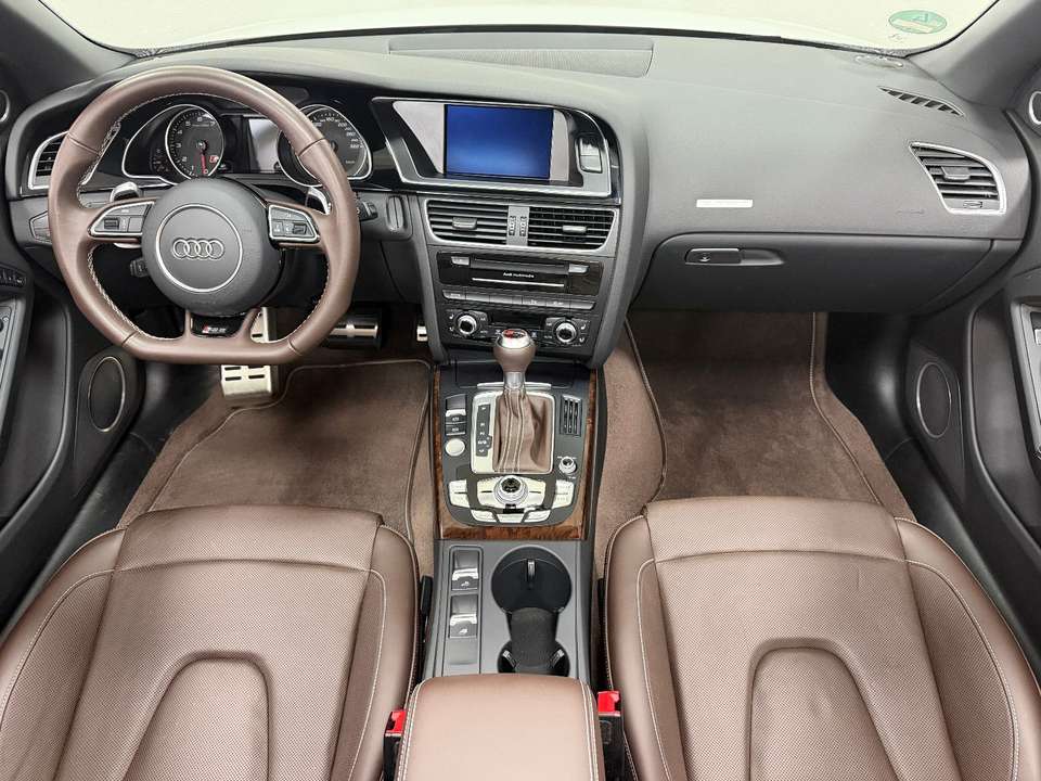 Audi RS5 - Imagem 13