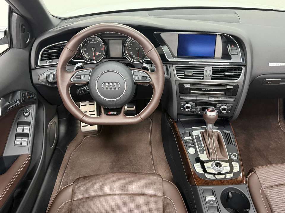 Audi RS5 - Imagem 14