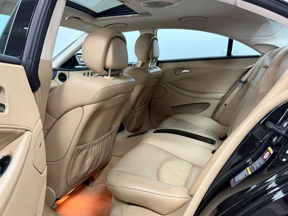 Mercedes-Benz CLS 55 AMG - Imagem 11