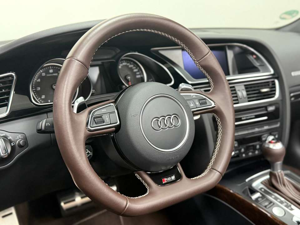 Audi RS5 - Imagem 20