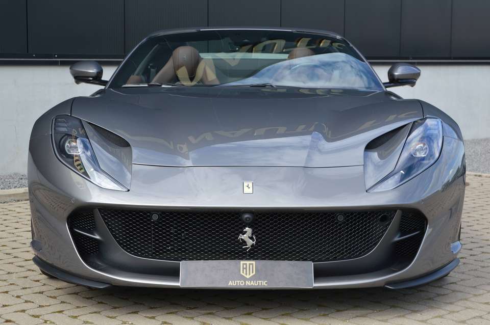 Ferrari 812 - Imagem 3