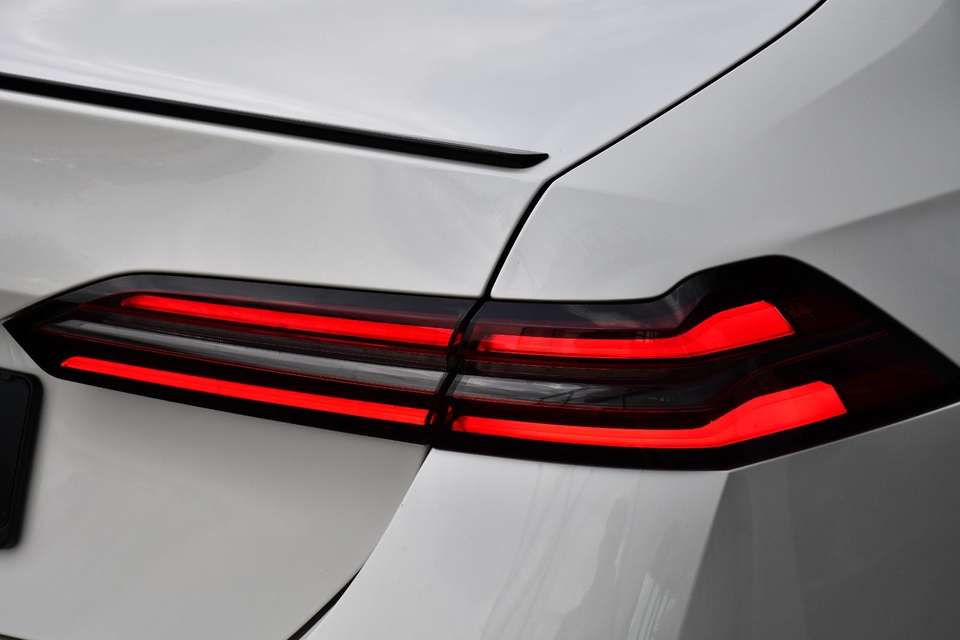 BMW 520 - Imagem 11