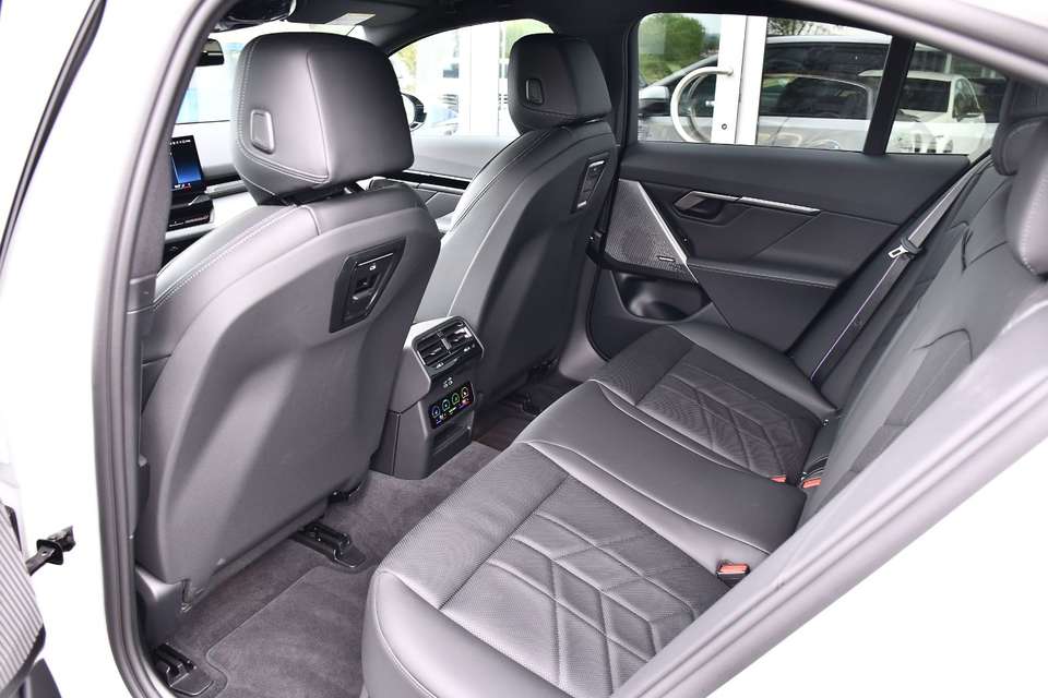 BMW 520 - Imagem 14