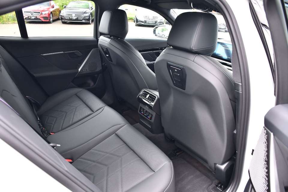BMW 520 - Imagem 15