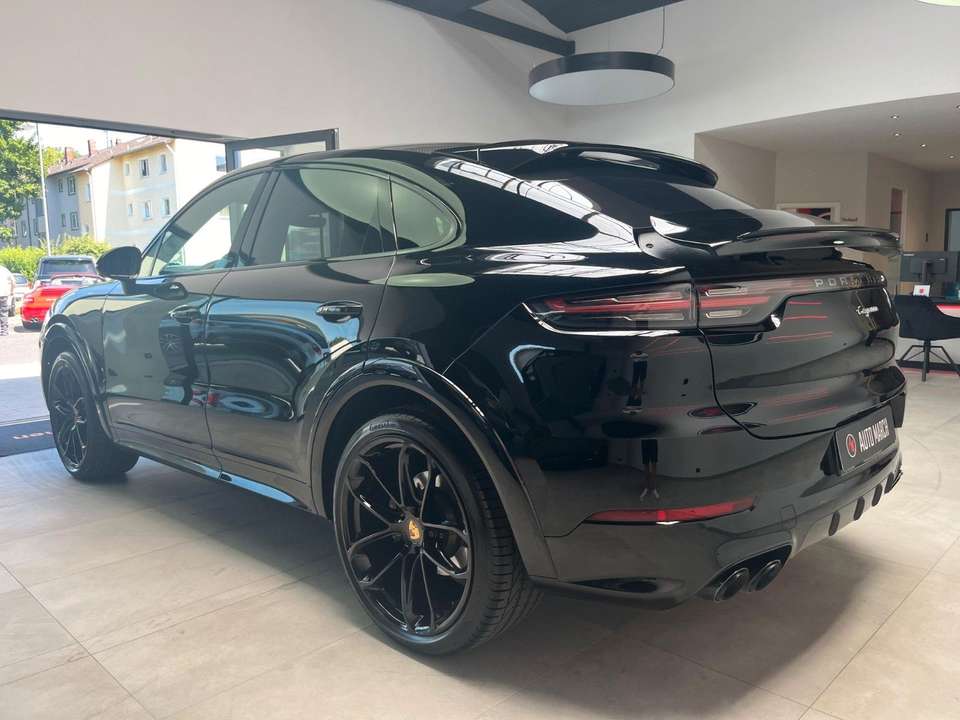 Porsche Cayenne - Imagem 7