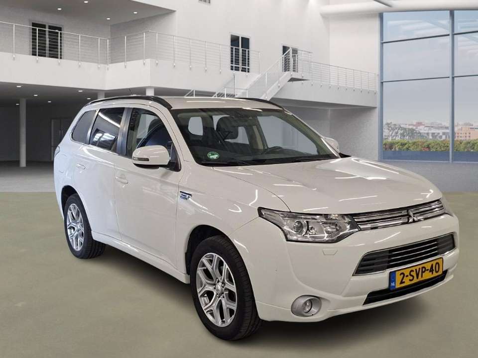 Mitsubishi Outlander - Imagem 3