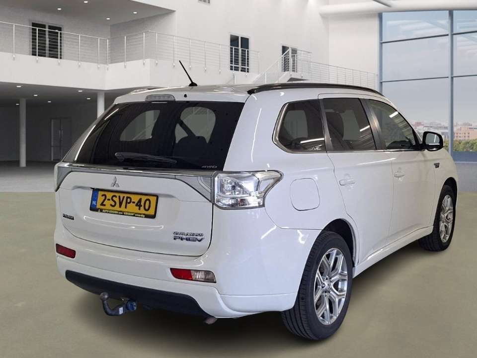 Mitsubishi Outlander - Imagem 4