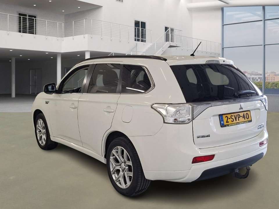 Mitsubishi Outlander - Imagem 5