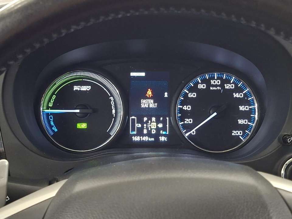 Mitsubishi Outlander - Imagem 9