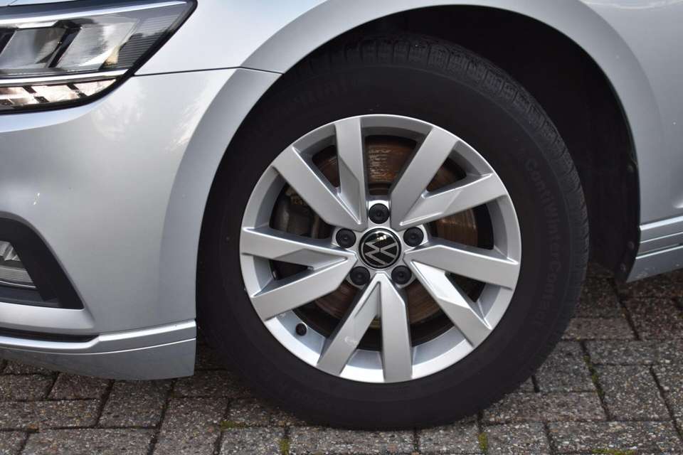 Volkswagen Passat Variant - Imagem 5
