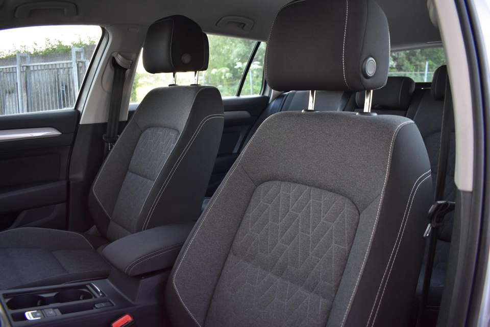 Volkswagen Passat Variant - Imagem 12