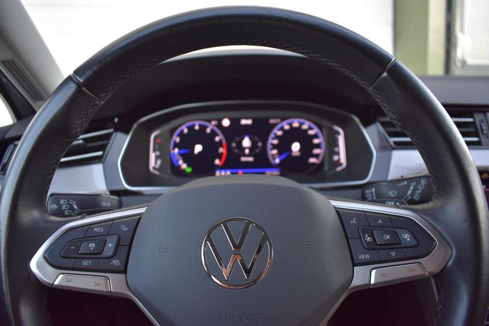 Volkswagen Passat Variant - Imagem 14