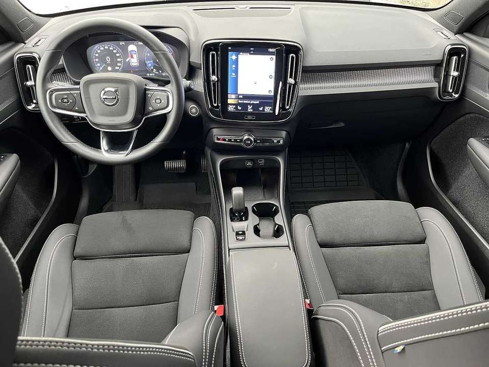 Volvo XC40 - Imagem 8