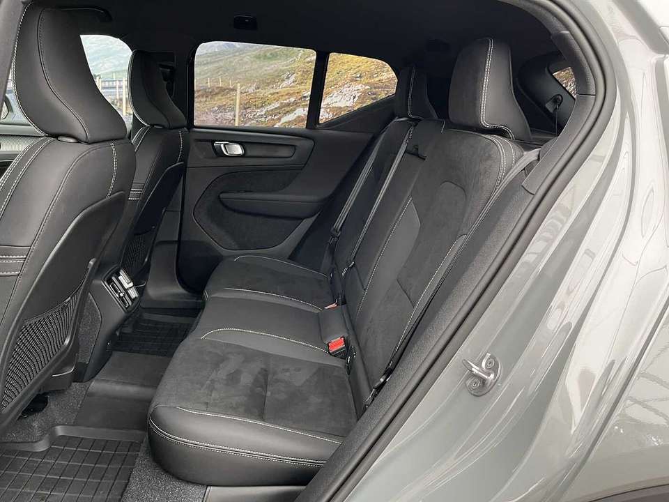 Volvo XC40 - Imagem 10