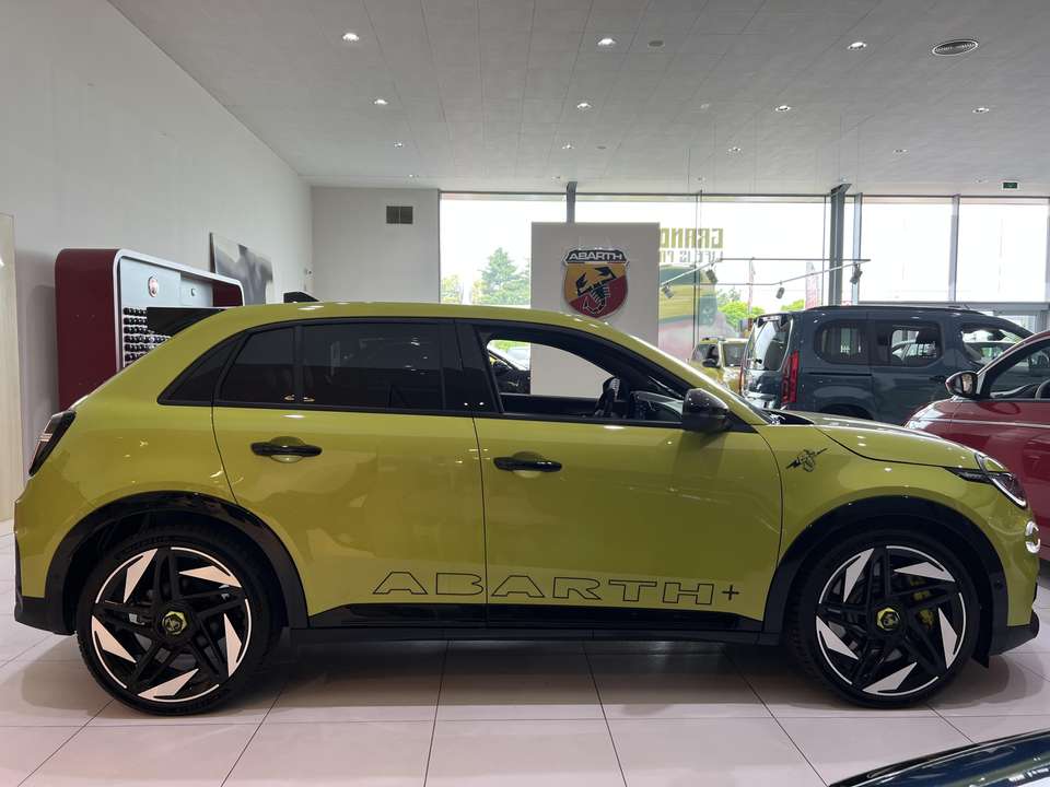 Abarth 600e - Imagem 4