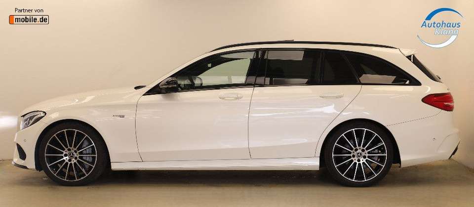 Mercedes-Benz C 43 AMG - Imagem 4