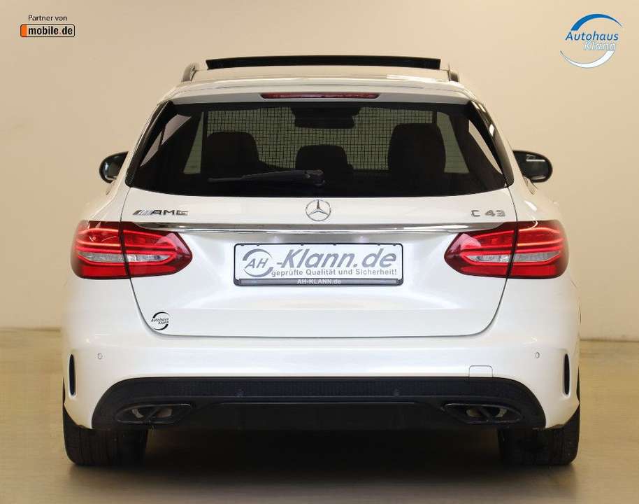 Mercedes-Benz C 43 AMG - Imagem 7