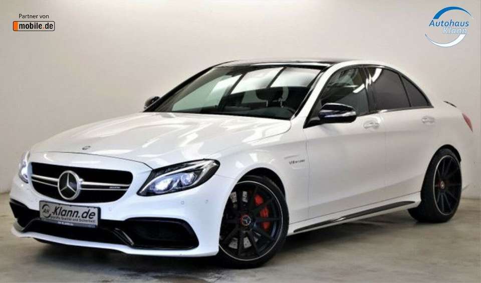 Mercedes-Benz C 63 AMG - Imagem 3