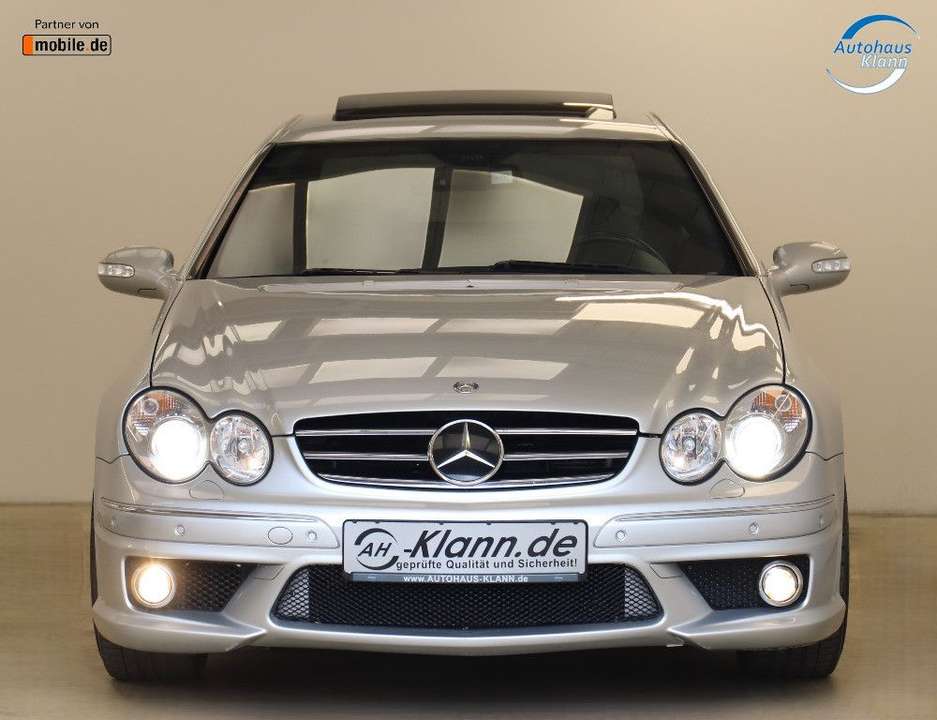 Mercedes-Benz CLK 63 AMG - Imagem 2