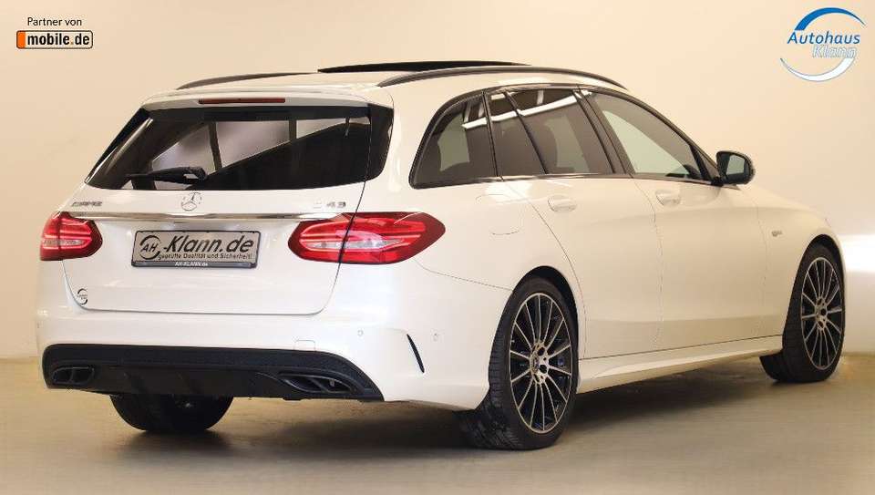 Mercedes-Benz C 43 AMG - Imagem 8