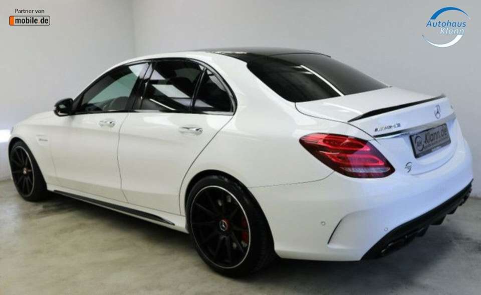 Mercedes-Benz C 63 AMG - Imagem 4