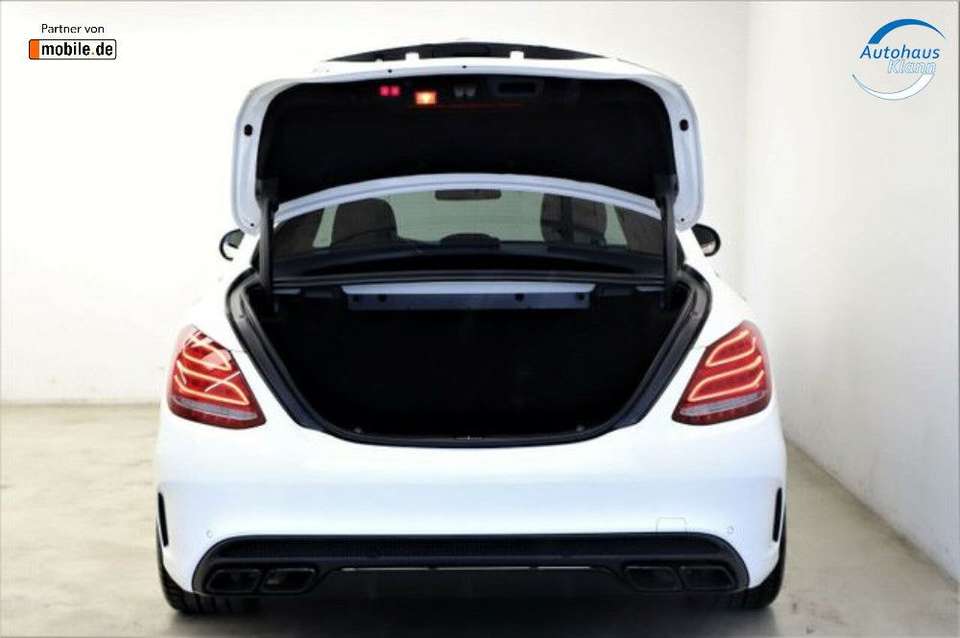 Mercedes-Benz C 63 AMG - Imagem 6