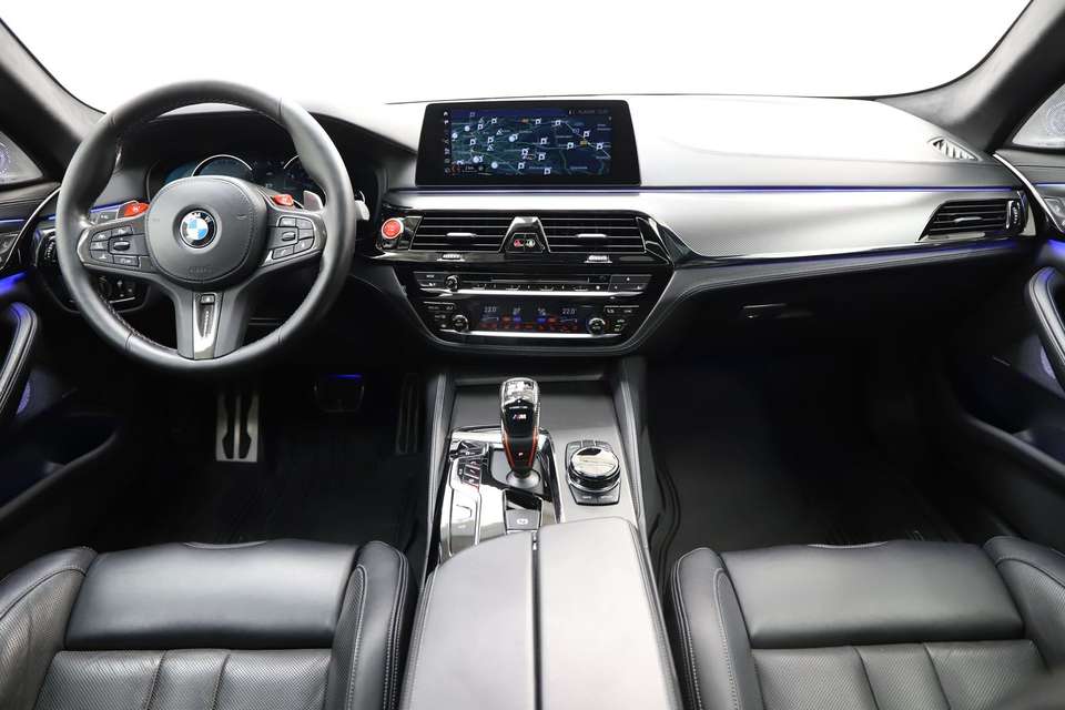 BMW M5 - Imagem 9