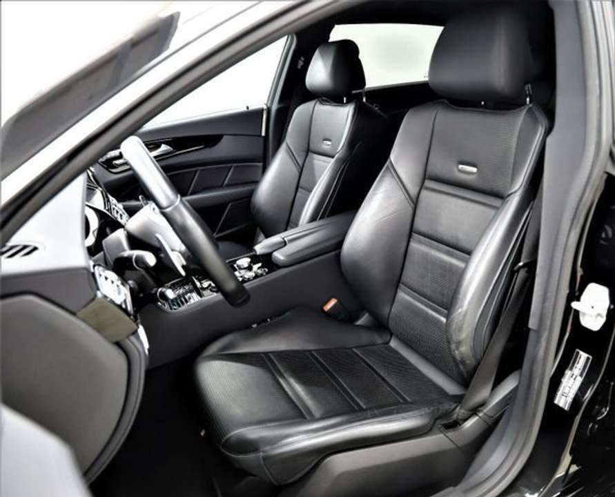 Mercedes-Benz CLS 63 AMG - Imagem 10