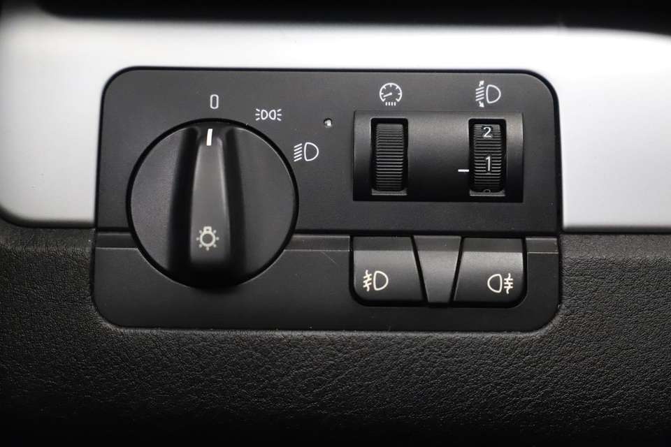 BMW 330 - Imagem 11