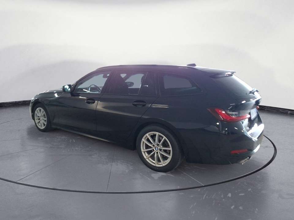 BMW 320 - Imagem 4