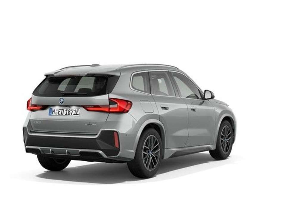 BMW iX1 - Imagem 2