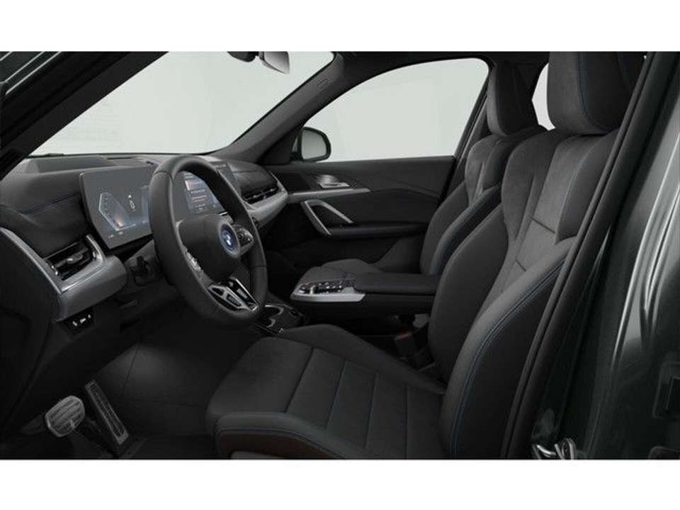 BMW iX1 - Imagem 3
