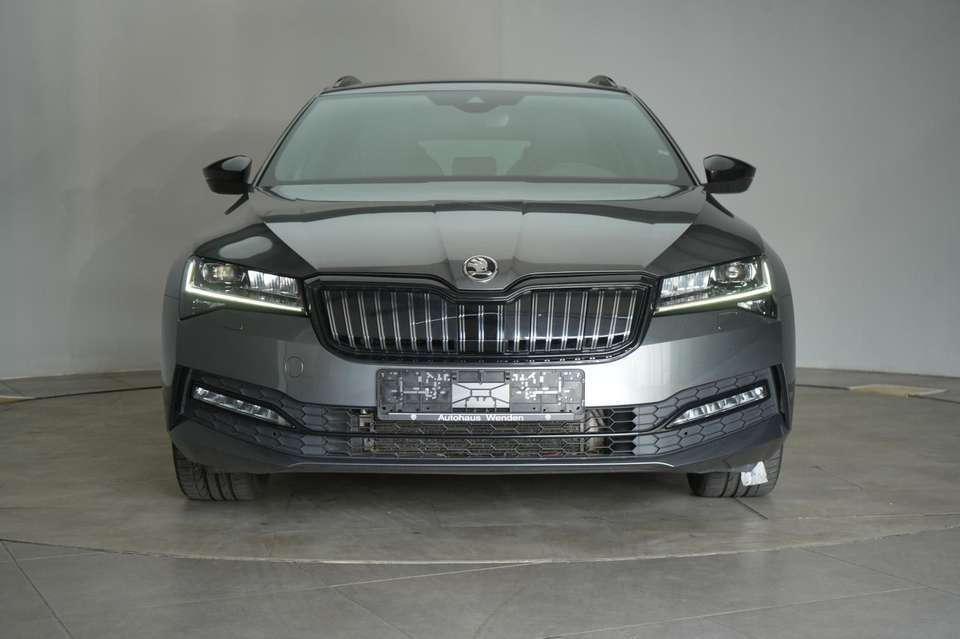 Skoda Superb - Imagem 2
