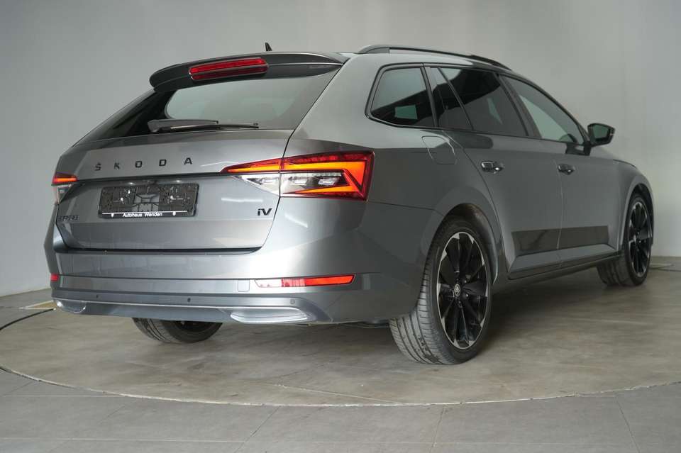Skoda Superb - Imagem 4