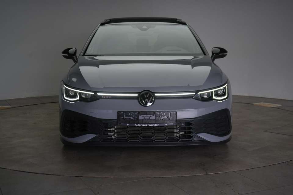 Volkswagen Golf - Imagem 2