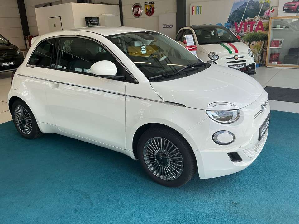 Fiat 500e - Imagem 1