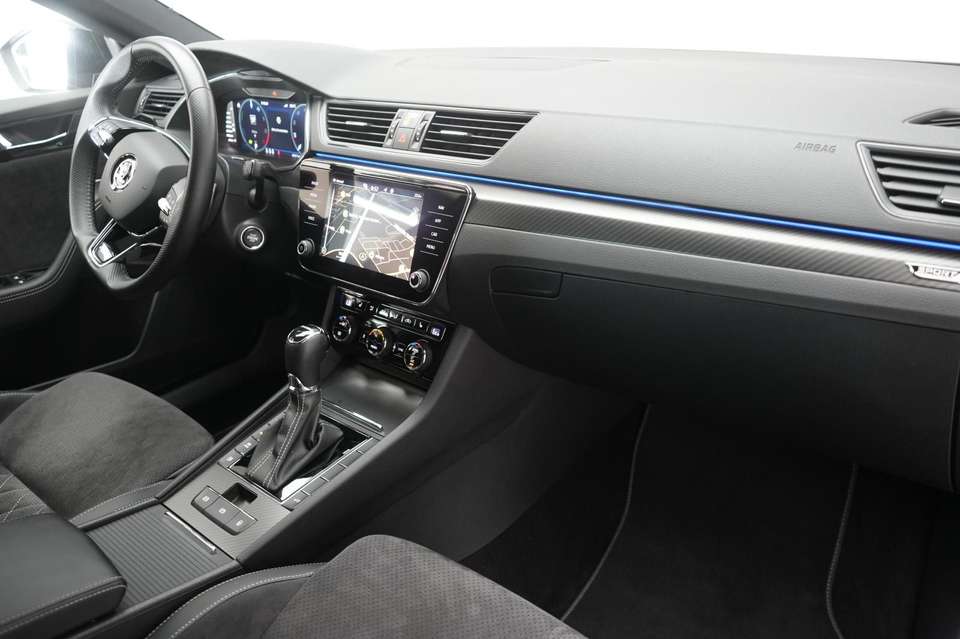 Skoda Superb - Imagem 7