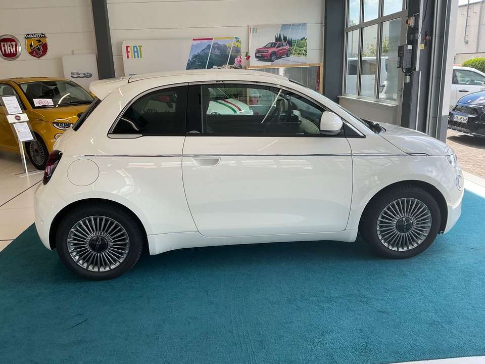 Fiat 500e - Imagem 2