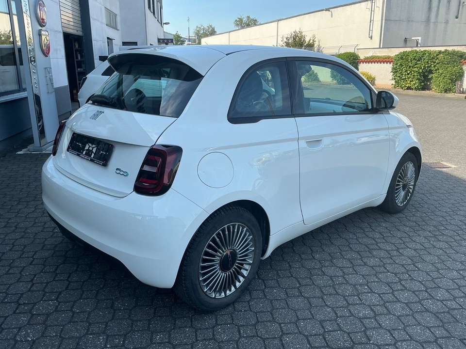 Fiat 500e - Imagem 3