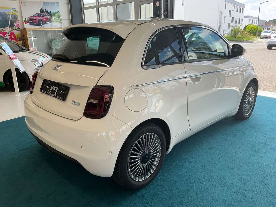 Fiat 500e - Imagem 3