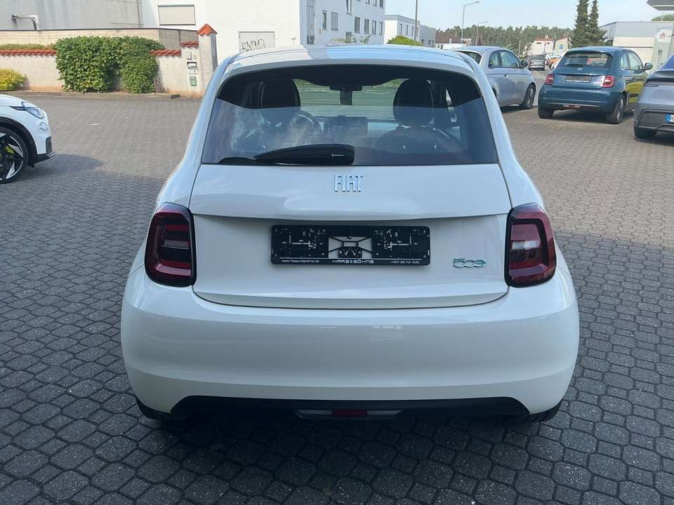 Fiat 500e - Imagem 4