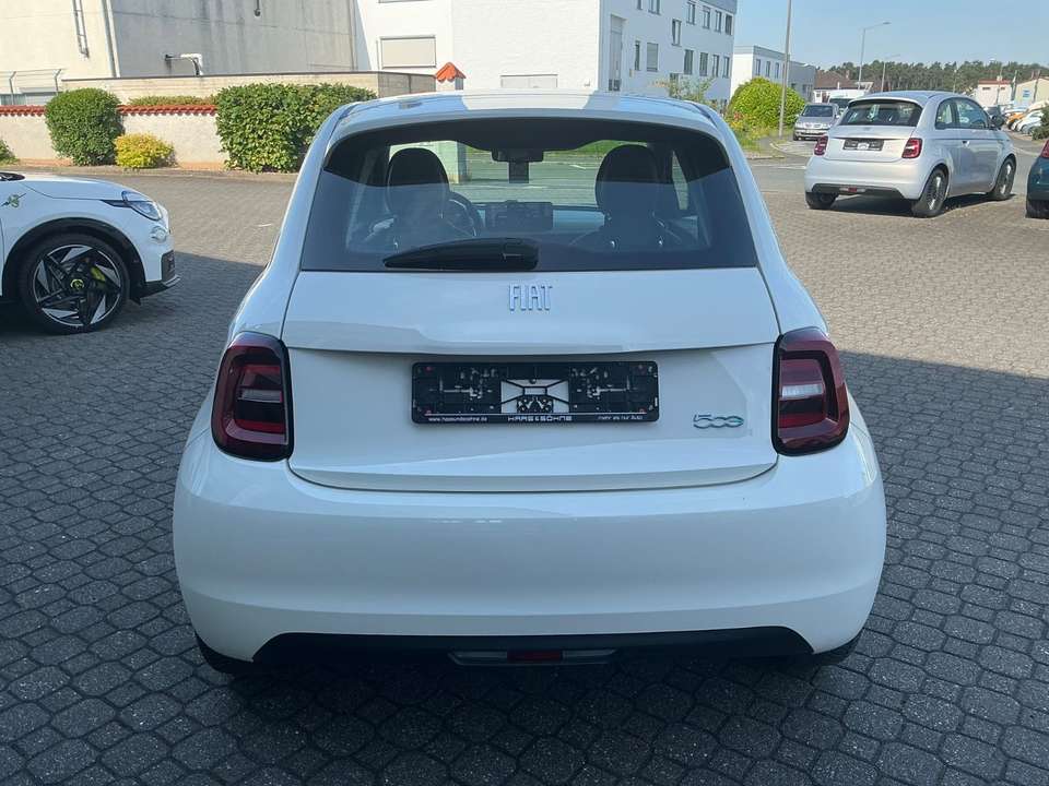 Fiat 500e - Imagem 4