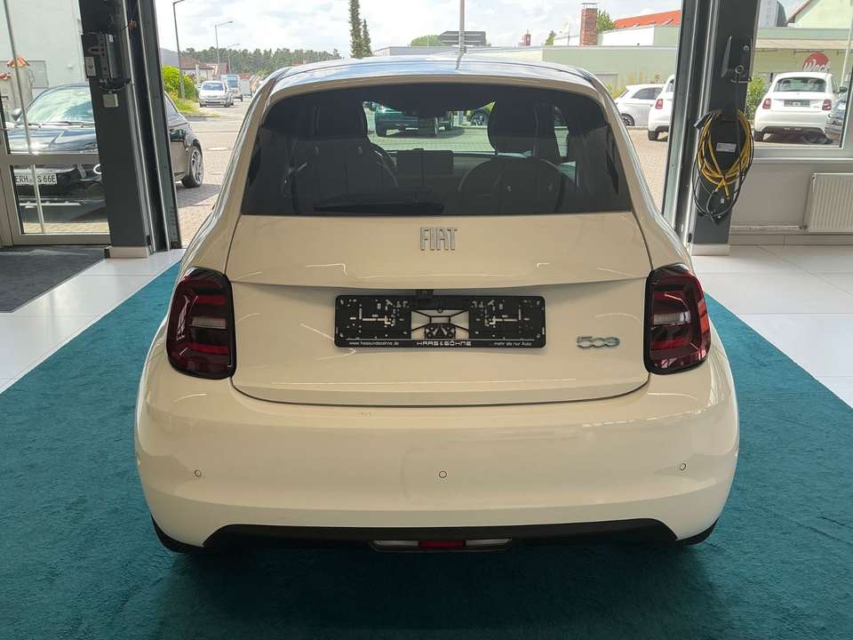 Fiat 500e - Imagem 4