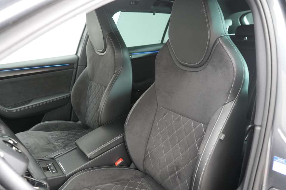 Skoda Superb - Imagem 11