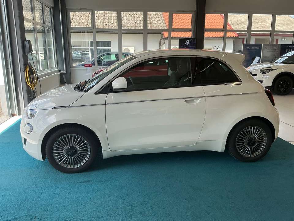 Fiat 500e - Imagem 6