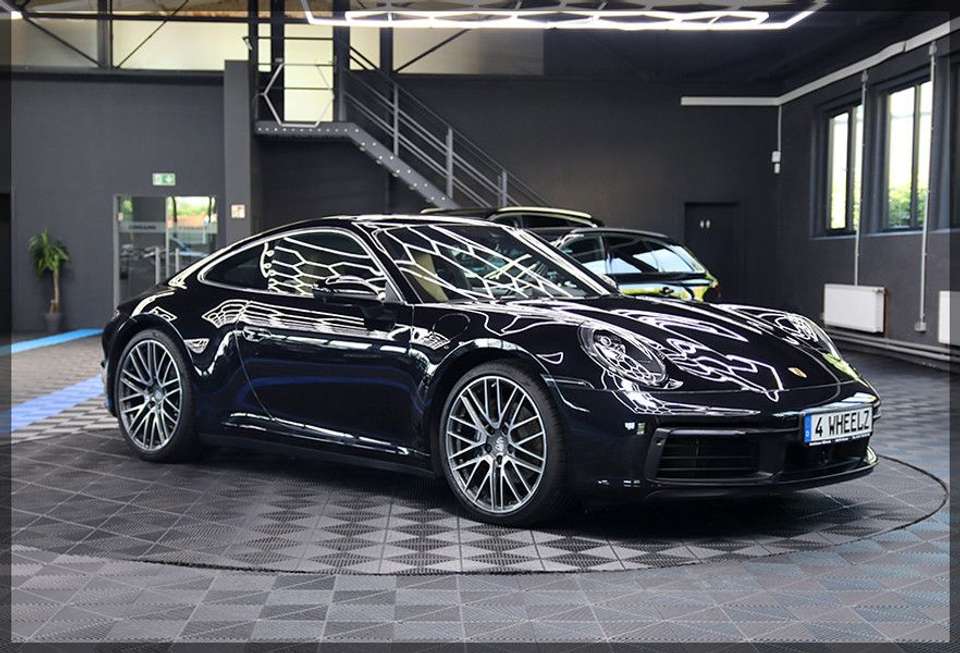 Porsche 911 - Imagem 1